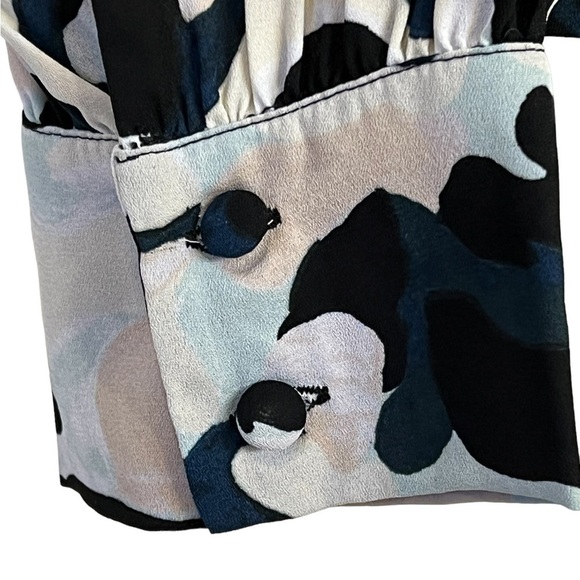 Club Monaco blouse size Large - Picture 3 of 10